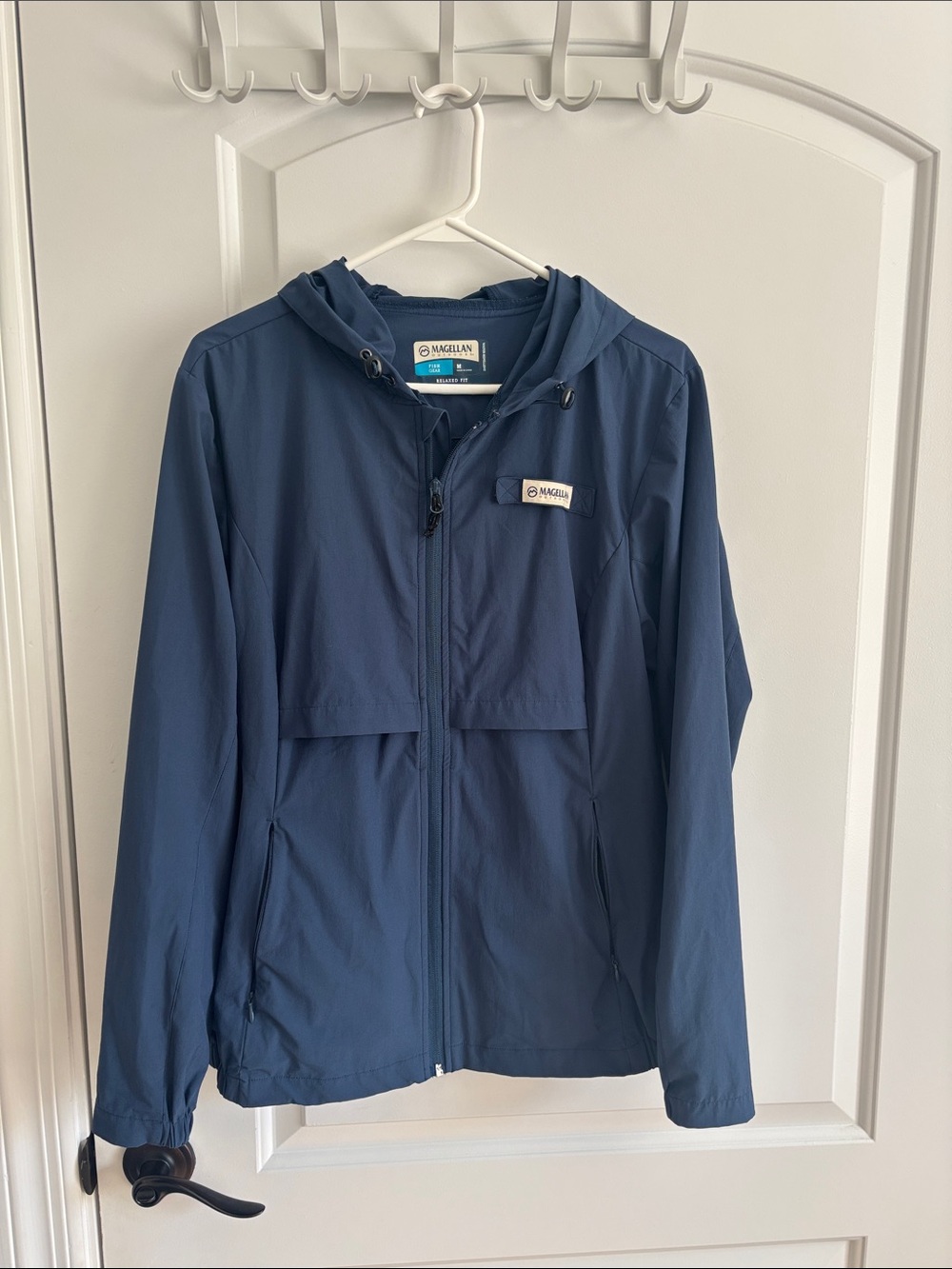 Magellan Outdoors Women's Overcast Windbreaker Fishing Jacket Medium Blue Hooded